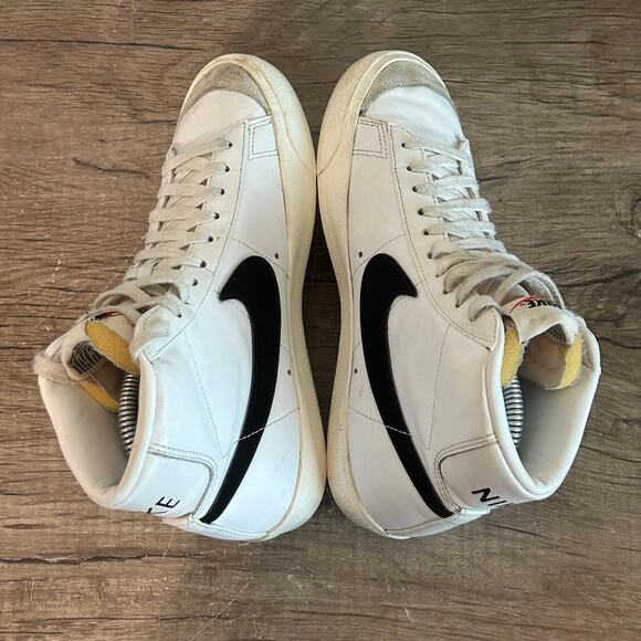 Nike Blazer Mid 77 (CZ1055-100) Women’s Athletic Shoes Sneakers Size 6.5 White - Picture 5 of 8